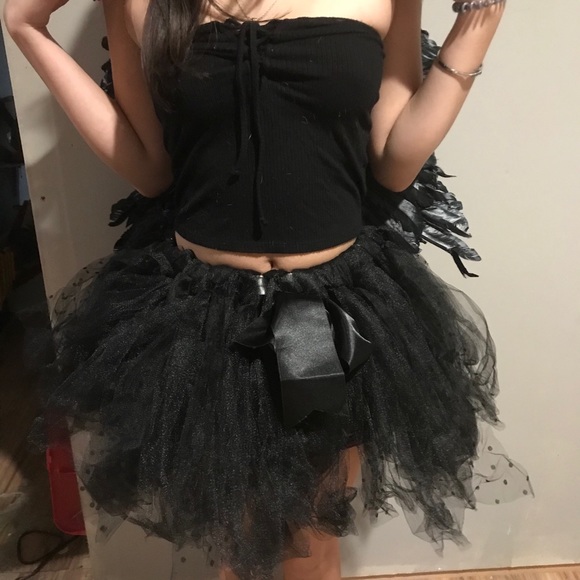 Angel wings with tutu - Picture 3 of 3